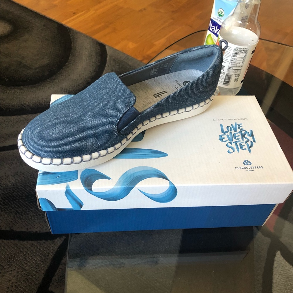 Clark’s casual brand new shoes